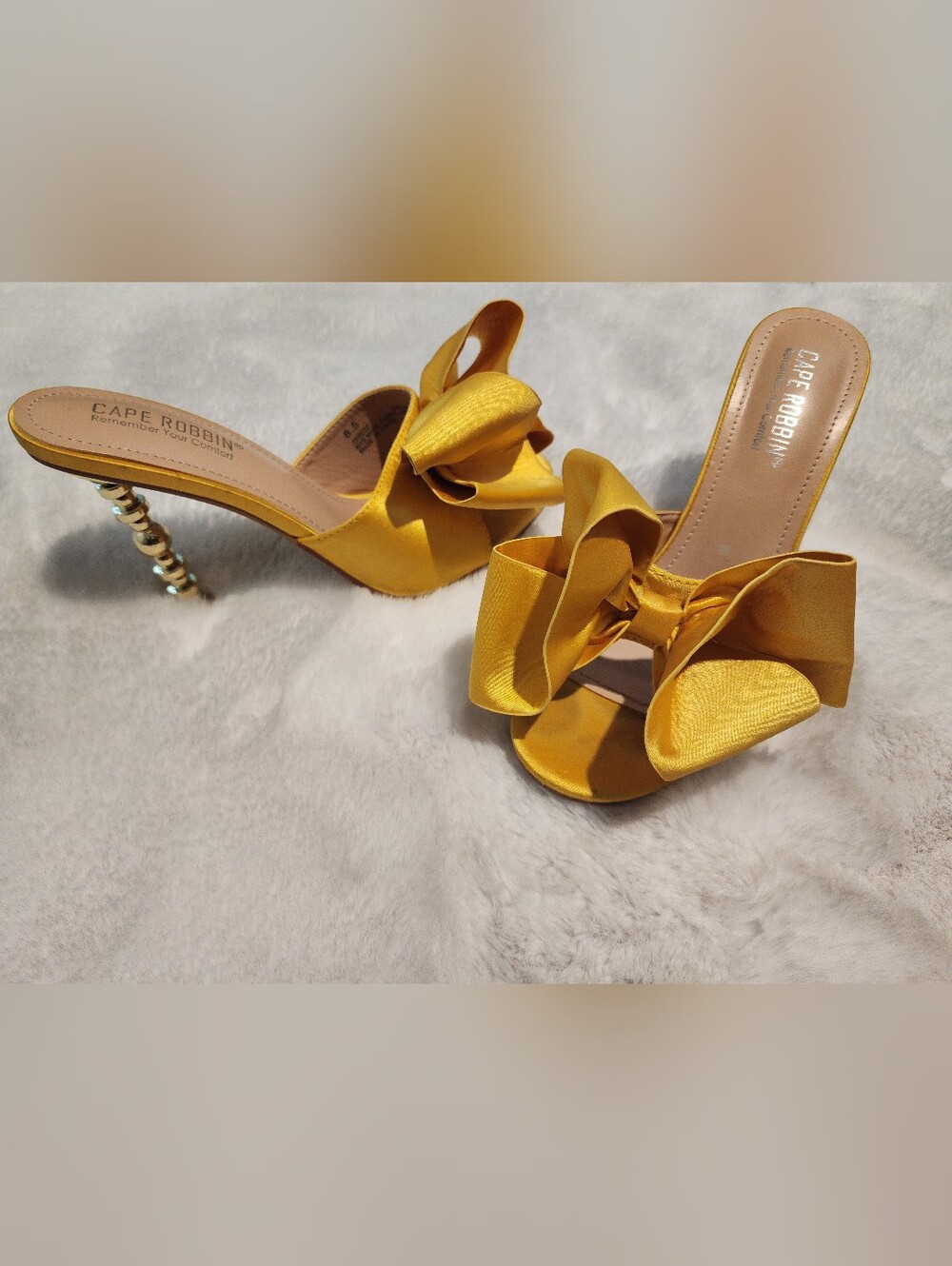 Cape Robbin Yellow Satin Oversized Bow  Gold Beaded Heel Mules | Size 8.5 - Picture 2 of 9
